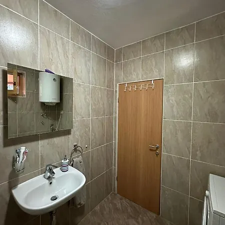 Dora Apartment